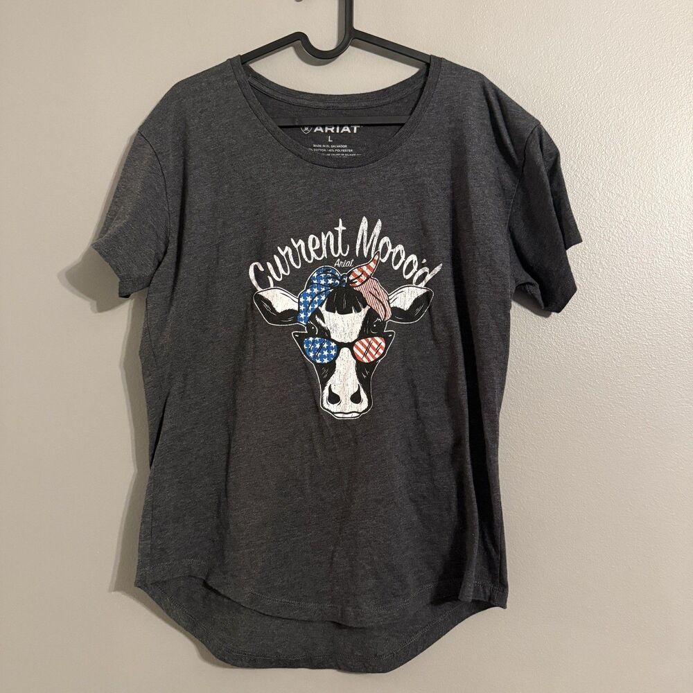 Ariat tee Womens L Casual Cozy Everyday Tshirt Cow current mood